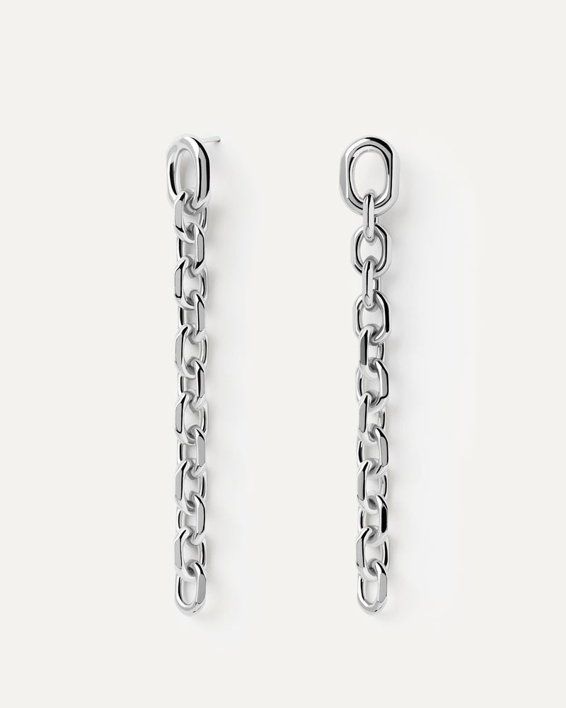 Dainty gold-plated drop earrings embellished with white zirconia